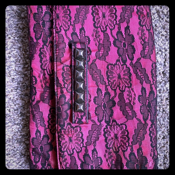 Draven Punk Rock Clutch - Picture 1 of 3